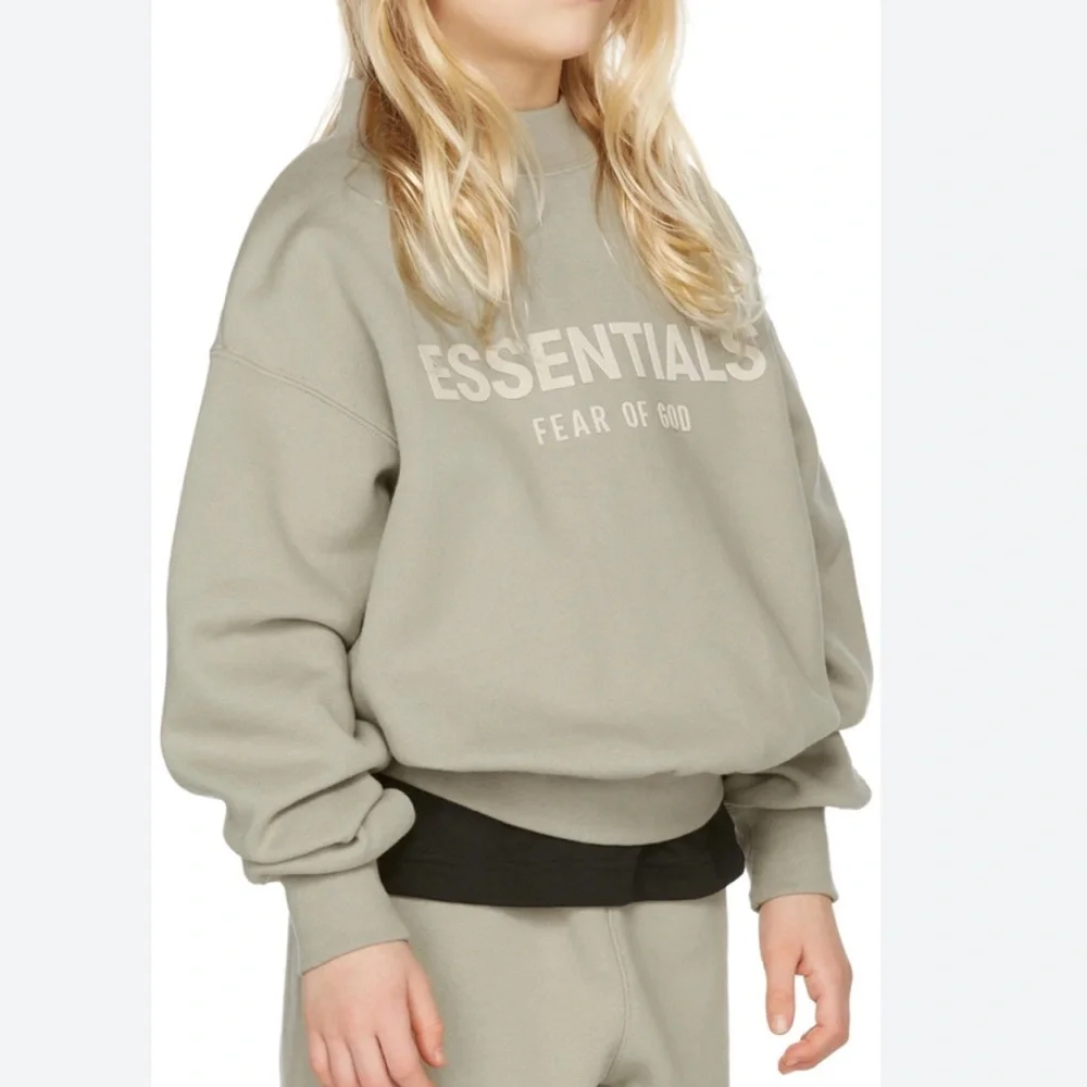 Fear of God Essentials Kids Sage Green Logo Sweatshirt 4-5 years